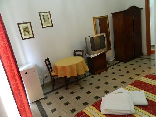 Crispi Rooms Catania