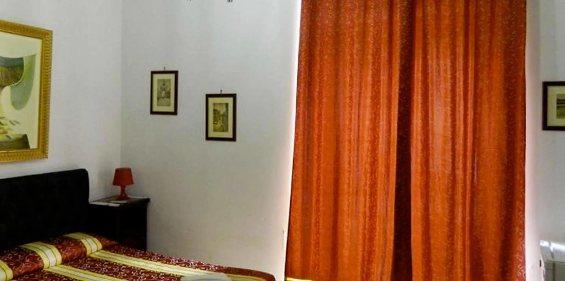 Bed & Breakfast Crispi Rooms Catania